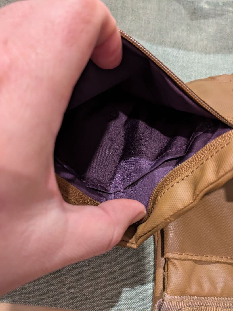 topologie フラットサコッシュ　フォンサコッシュ　ストラップ　セット