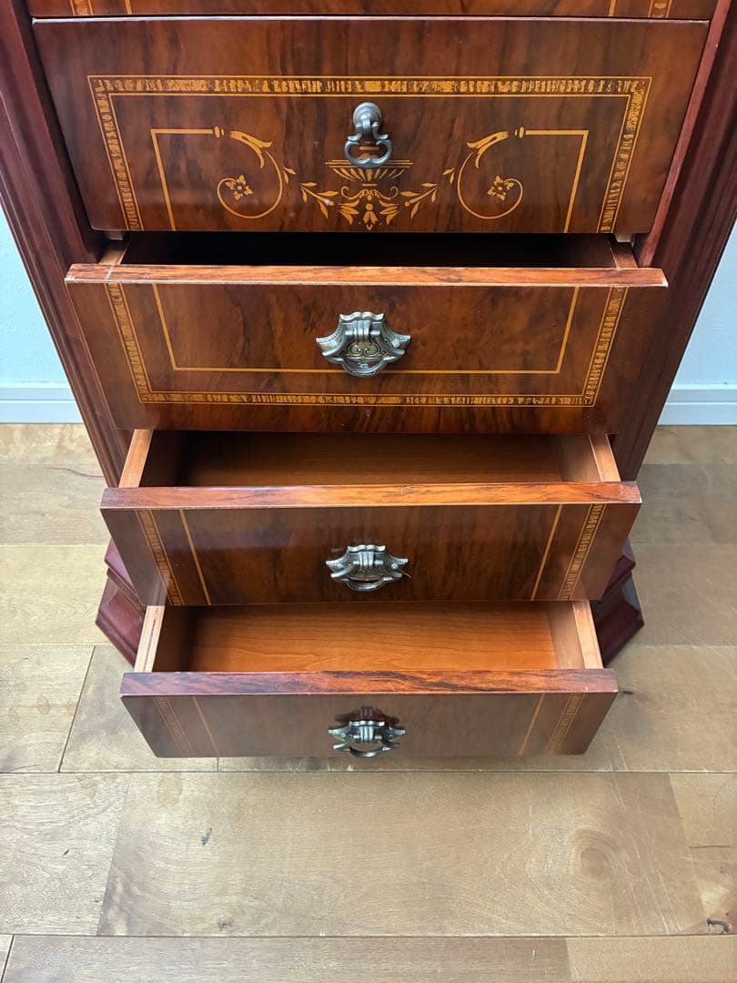 イタリア製　アンティークチェスト　象嵌