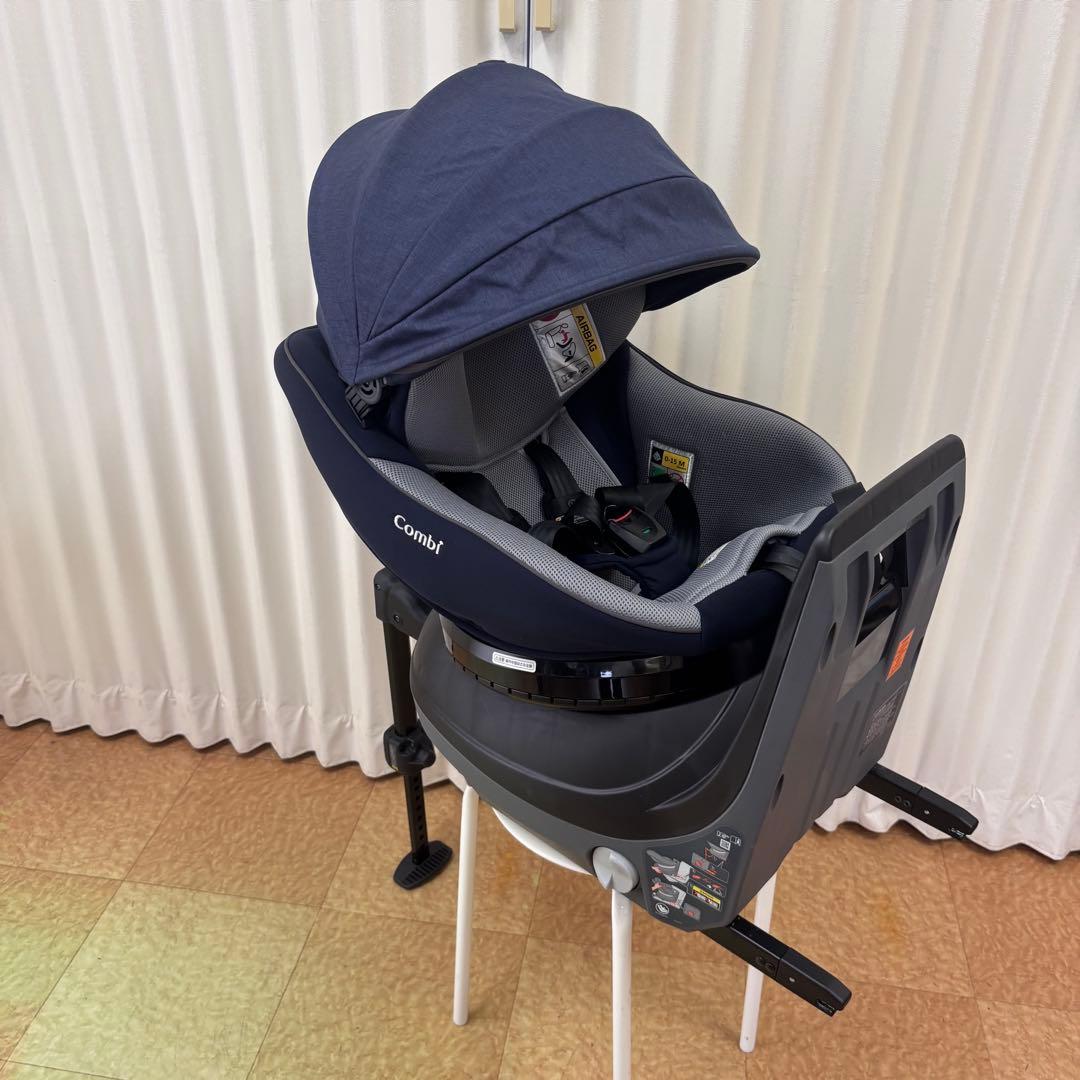 クリーニング済　☆美品☆　コンビ　クルムーヴ　アドバンス　ISOFIX　ネイビー