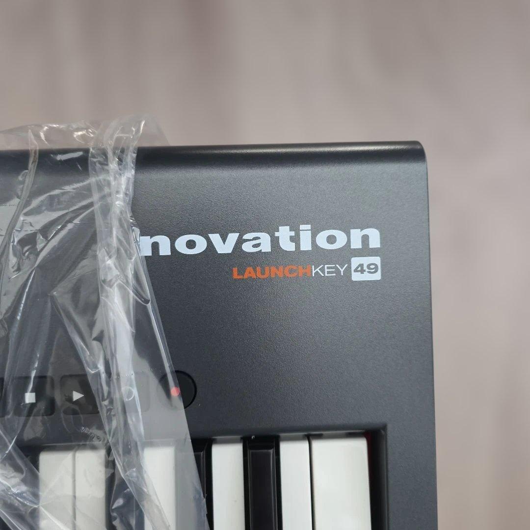 novation Launchkey 49 MIDIキーボード