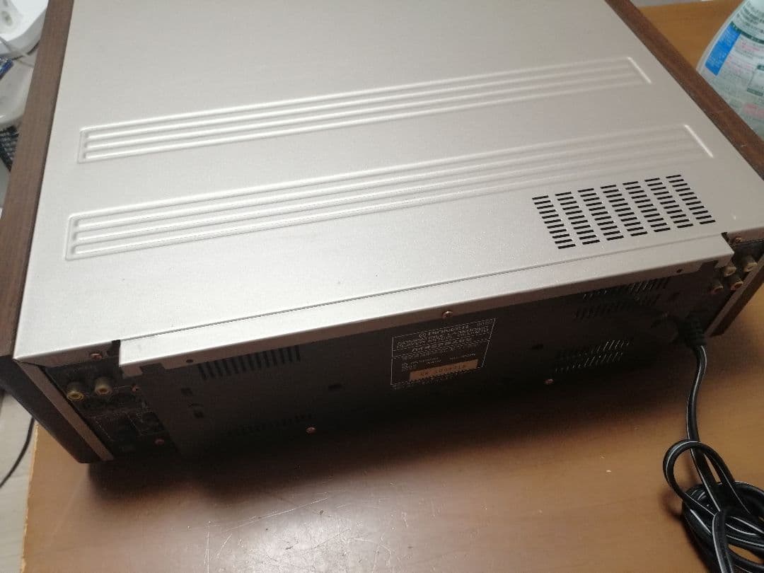 パイオニア CLD-919 難あり現状品 おまけKEYのレーザーディスク1枚