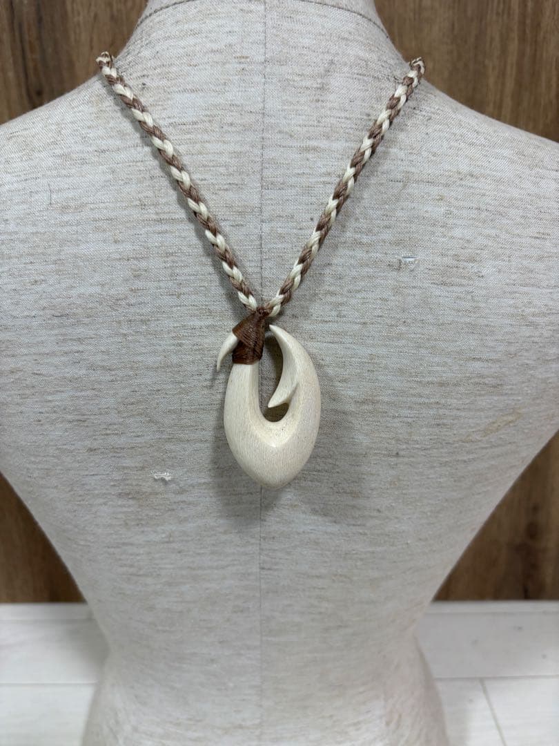 ボーンカービングネックレス(sw66)マッコウ