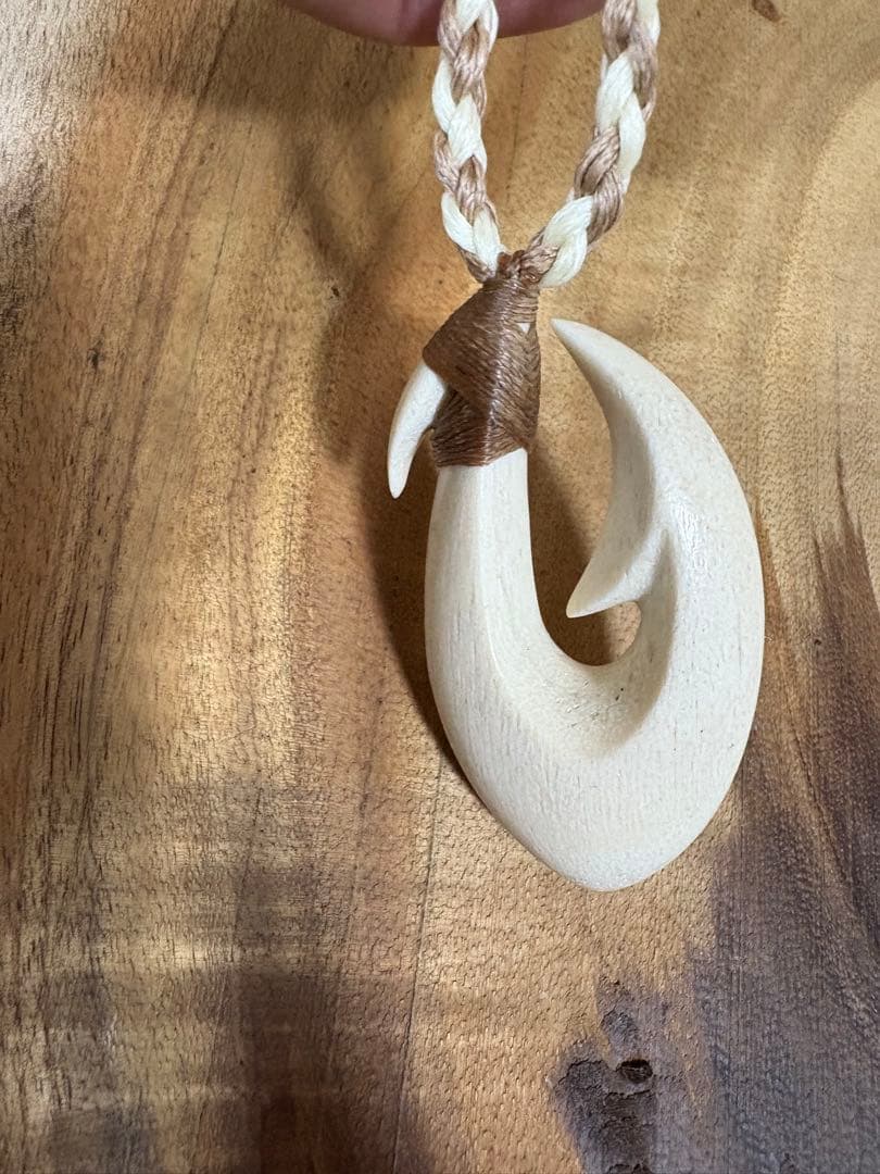 ボーンカービングネックレス(sw66)マッコウ