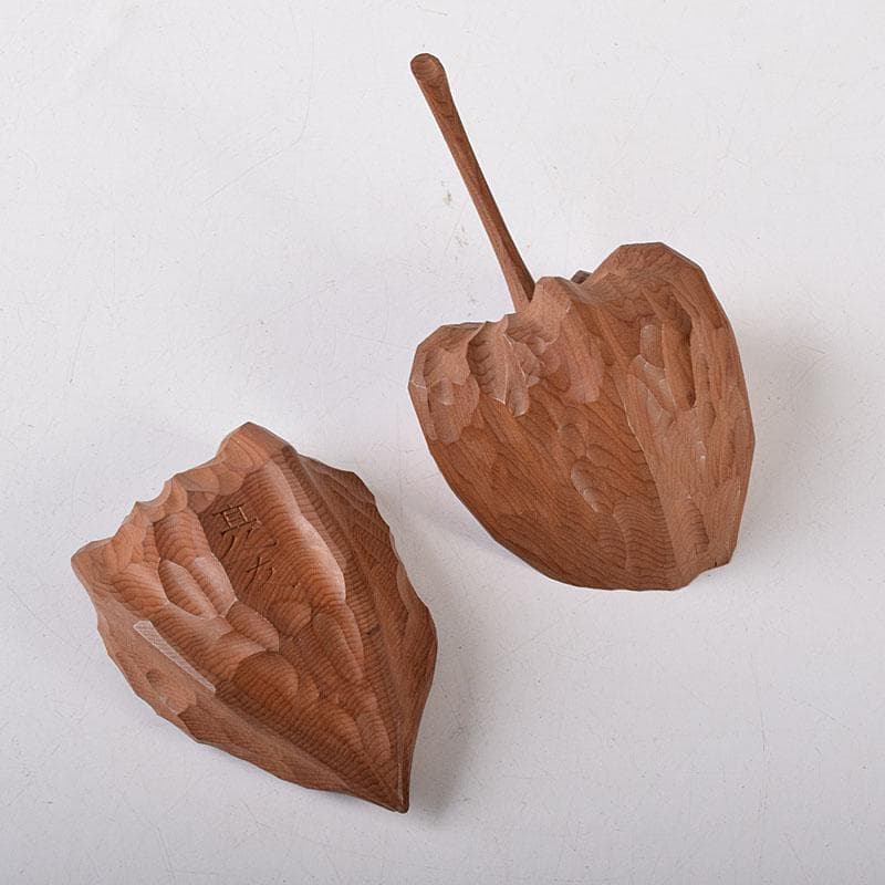 ぽぽっち　津田亮友造　飛騨高山　一位一刀彫ほおずき香合　共箱　V　7904