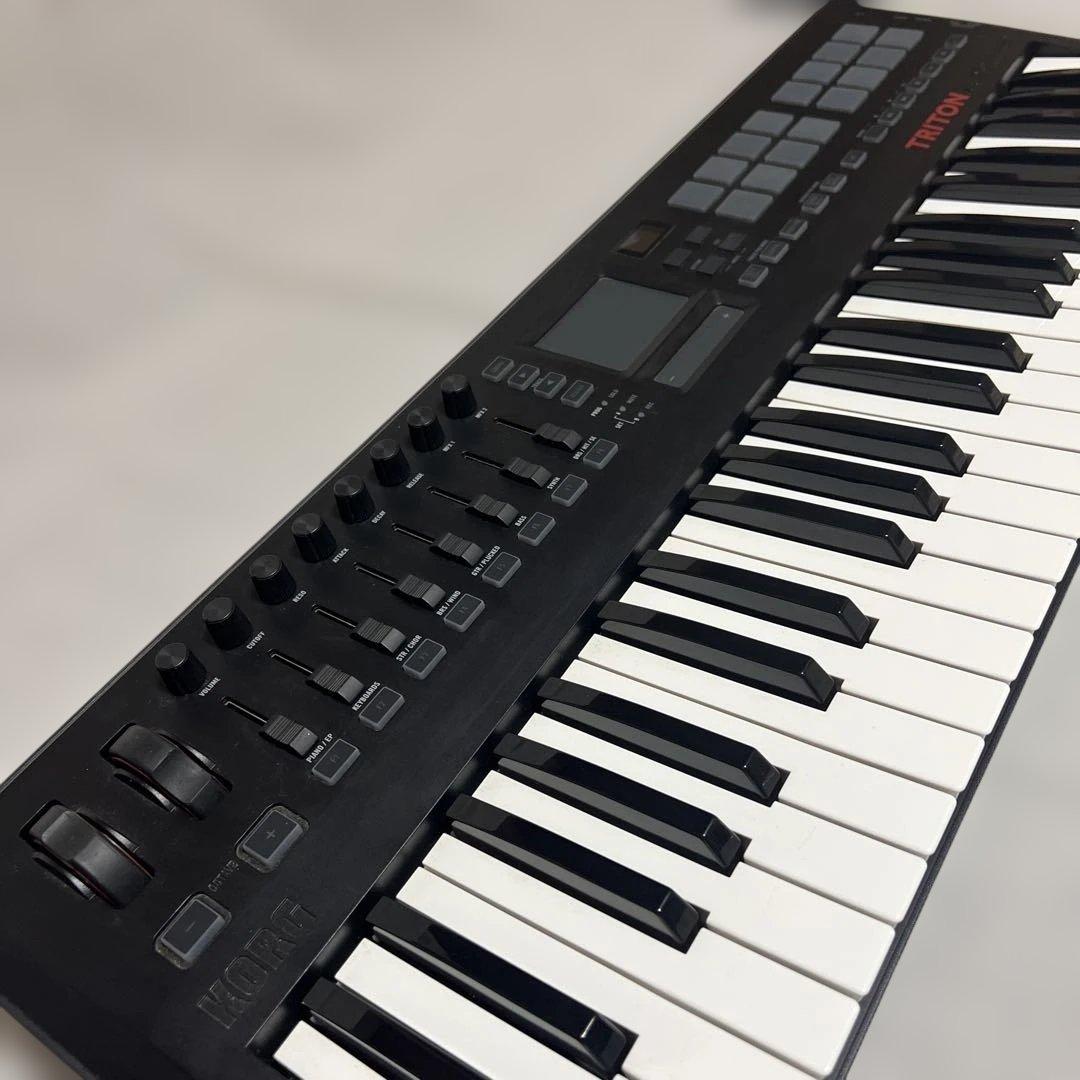 KORG TRITON taktile-49 MIDIキーボードシンセサイザー