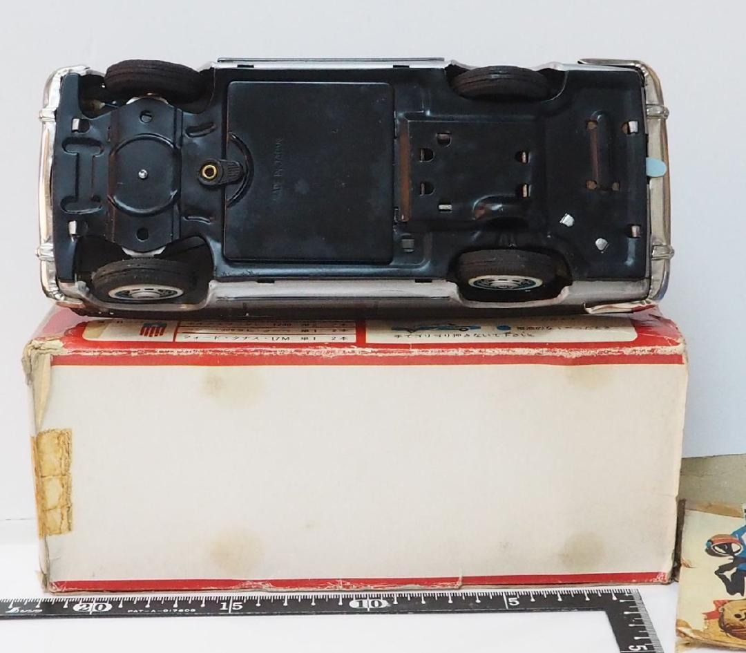 旧バンダイ【モーターハイウェイ マツダ ファミリア電動走行】ブリキ製ミニカー箱付