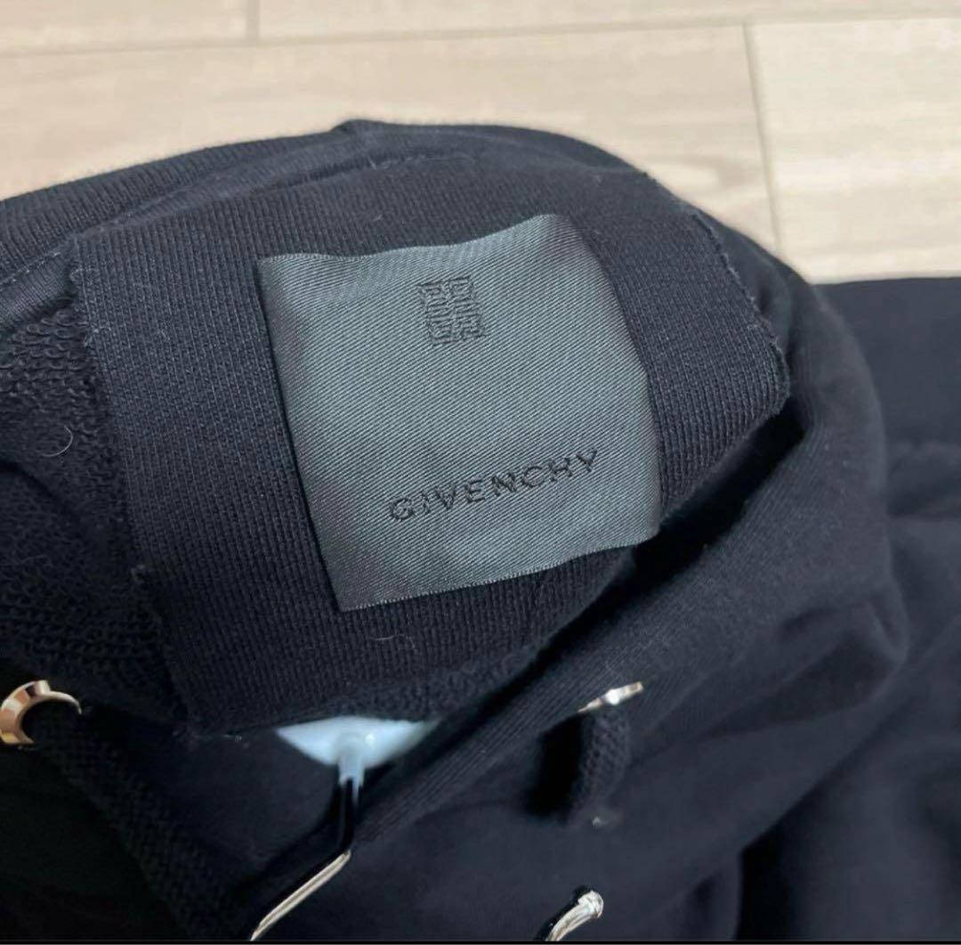 正規品 GIVENCHY ブラック 4G ロゴ刺繍 パーカー ジバンシー 美品