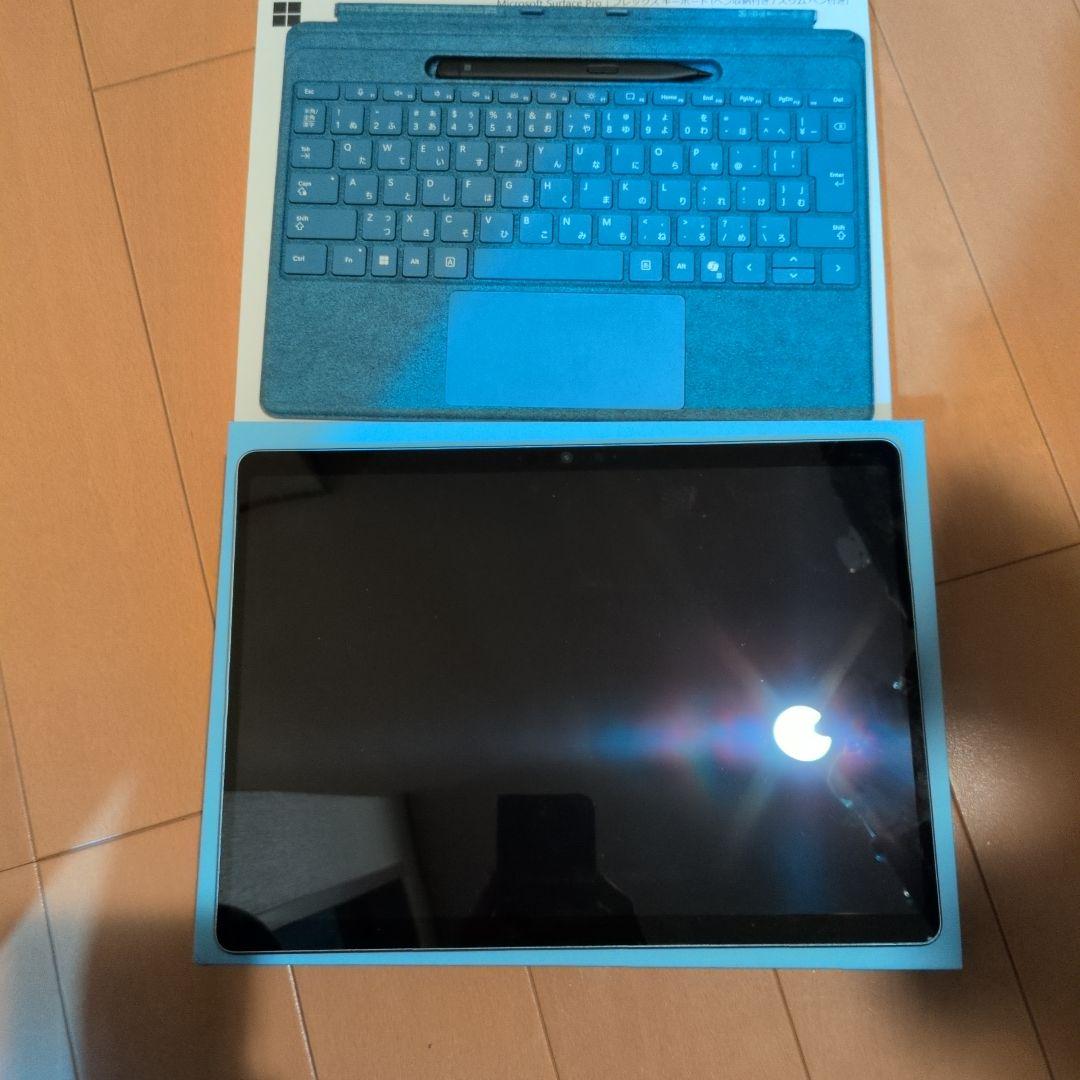 美品Surface Pro 第11世代 有機EL + キーボード+ペン付き