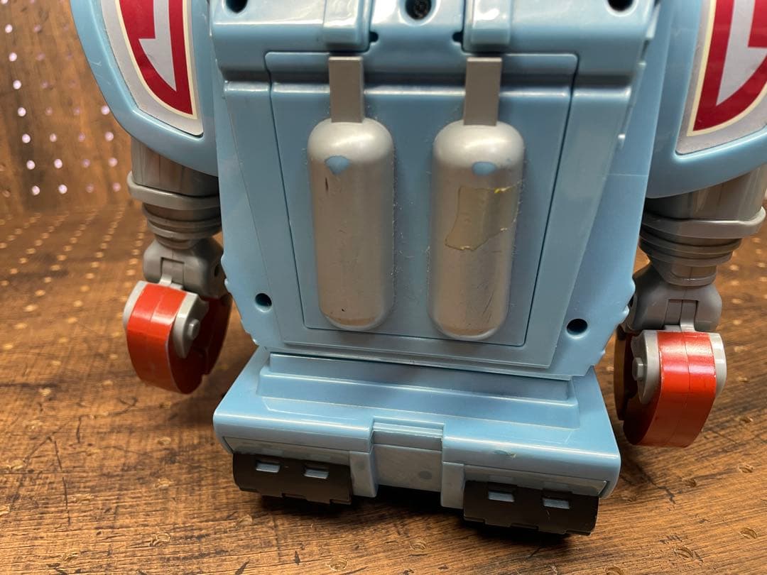 トイストーリー　スパークス　等身大