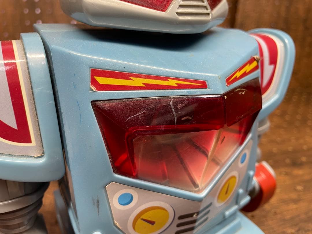 トイストーリー　スパークス　等身大