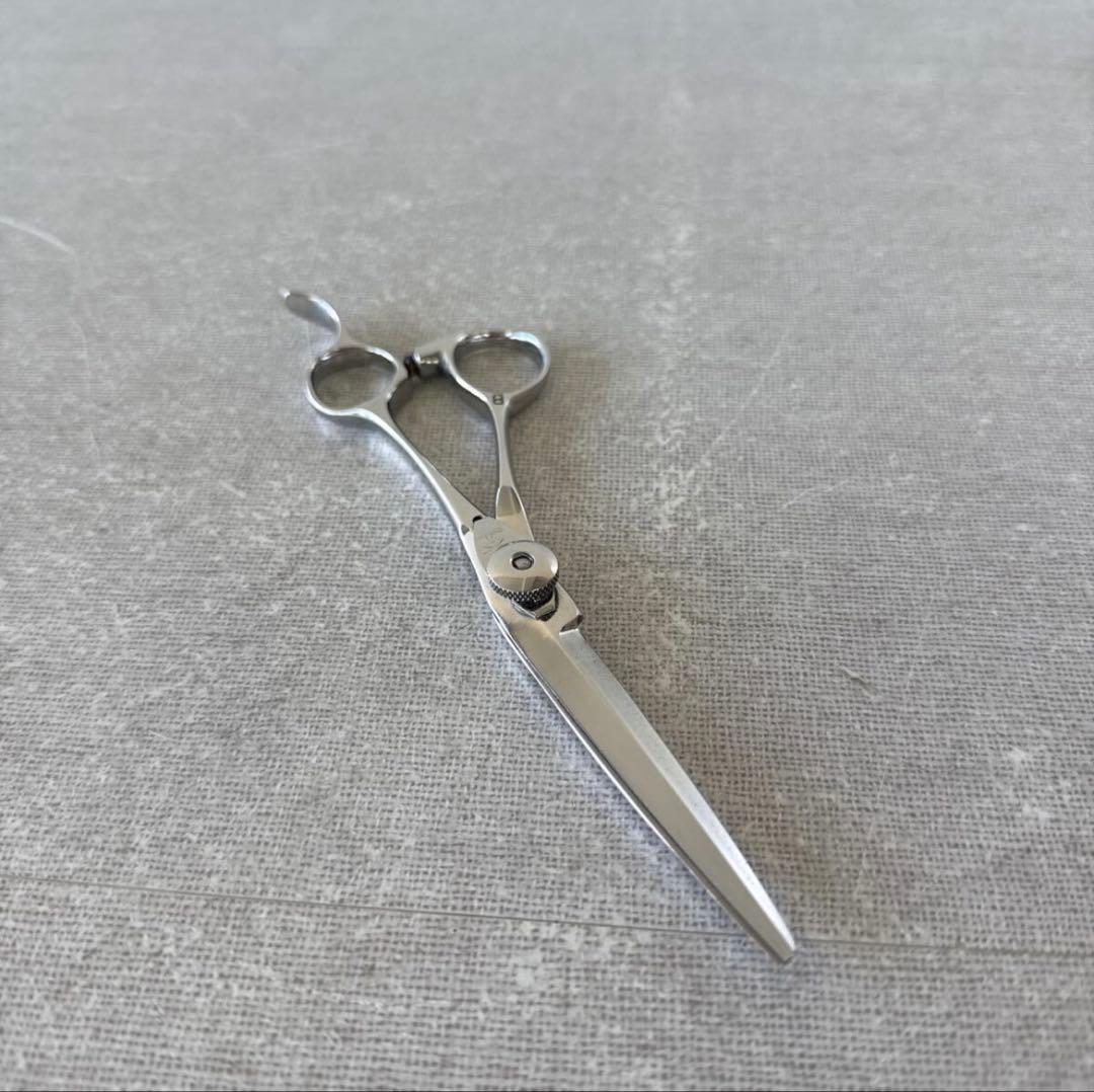 ほとんど未使用☆鋏☆ハサミ☆ナルトシザー☆ハイネッタ☆サークライン・クィーン
