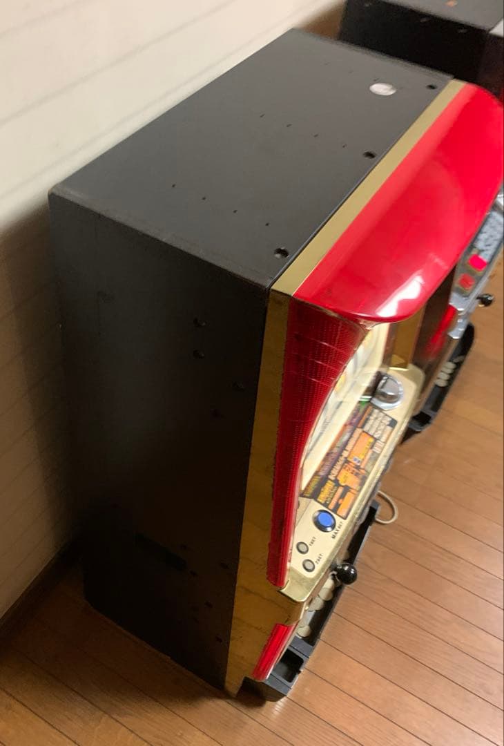 KING OF FIRE スロットマシン パチスロ