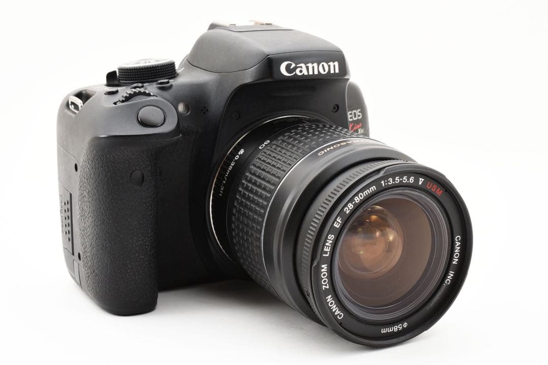 デジタル一眼レフカメラ Canon EOS Kiss X8i 標準レンズセット