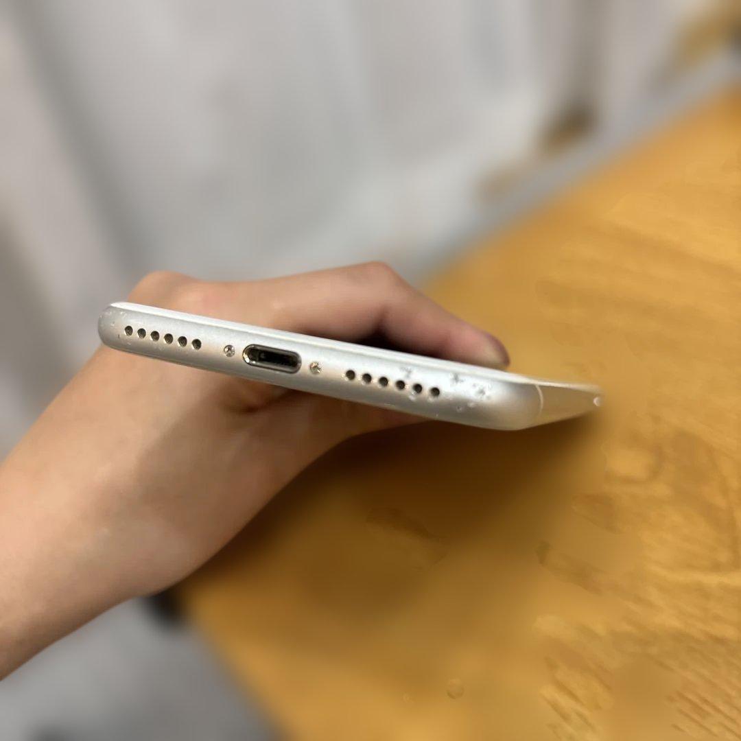 iPhone8 本体のみ