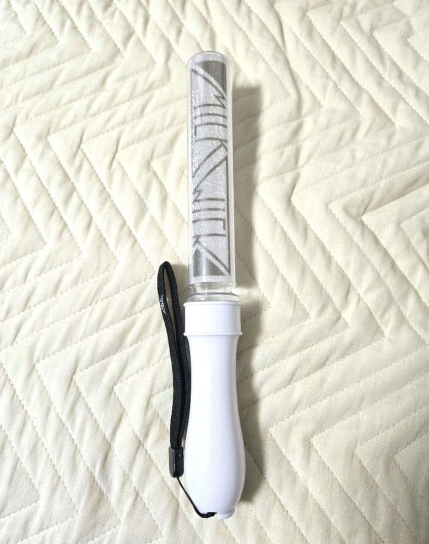 M!LK カラチェン ペンライト 5色点灯 ストラップ付き