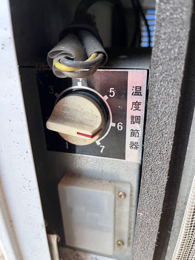 4面ガラスショーケース　ガラス扉冷蔵庫 ホワイト 2段棚　レトロ