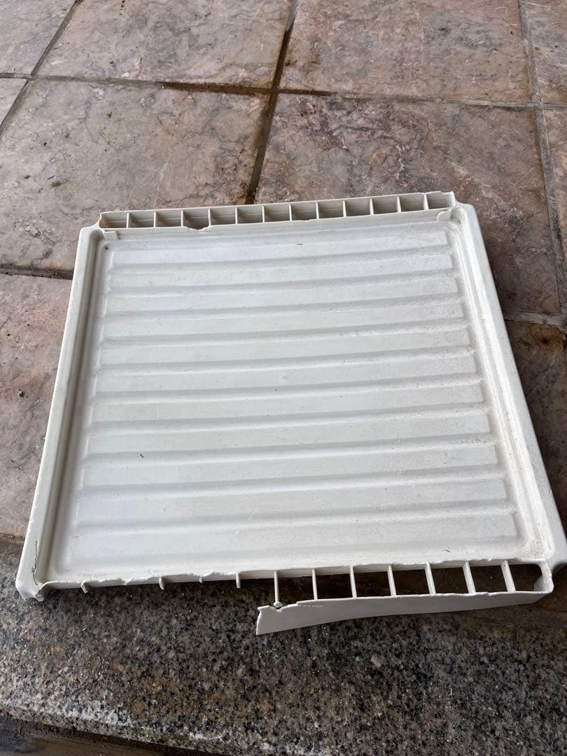 4面ガラスショーケース　ガラス扉冷蔵庫 ホワイト 2段棚　レトロ