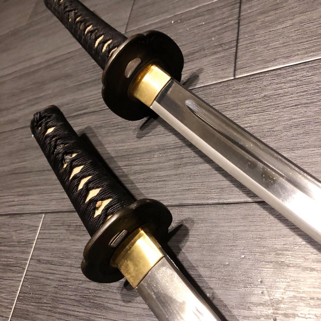 高級模造刀　居合刀　 樋入り刀身　太刀　脇差　大小セット　土佐美術刀剣