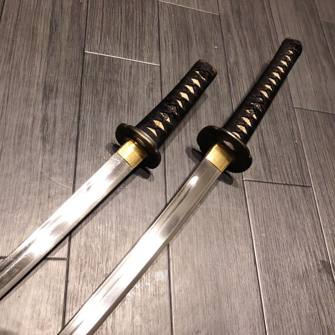 高級模造刀　居合刀　 樋入り刀身　太刀　脇差　大小セット　土佐美術刀剣