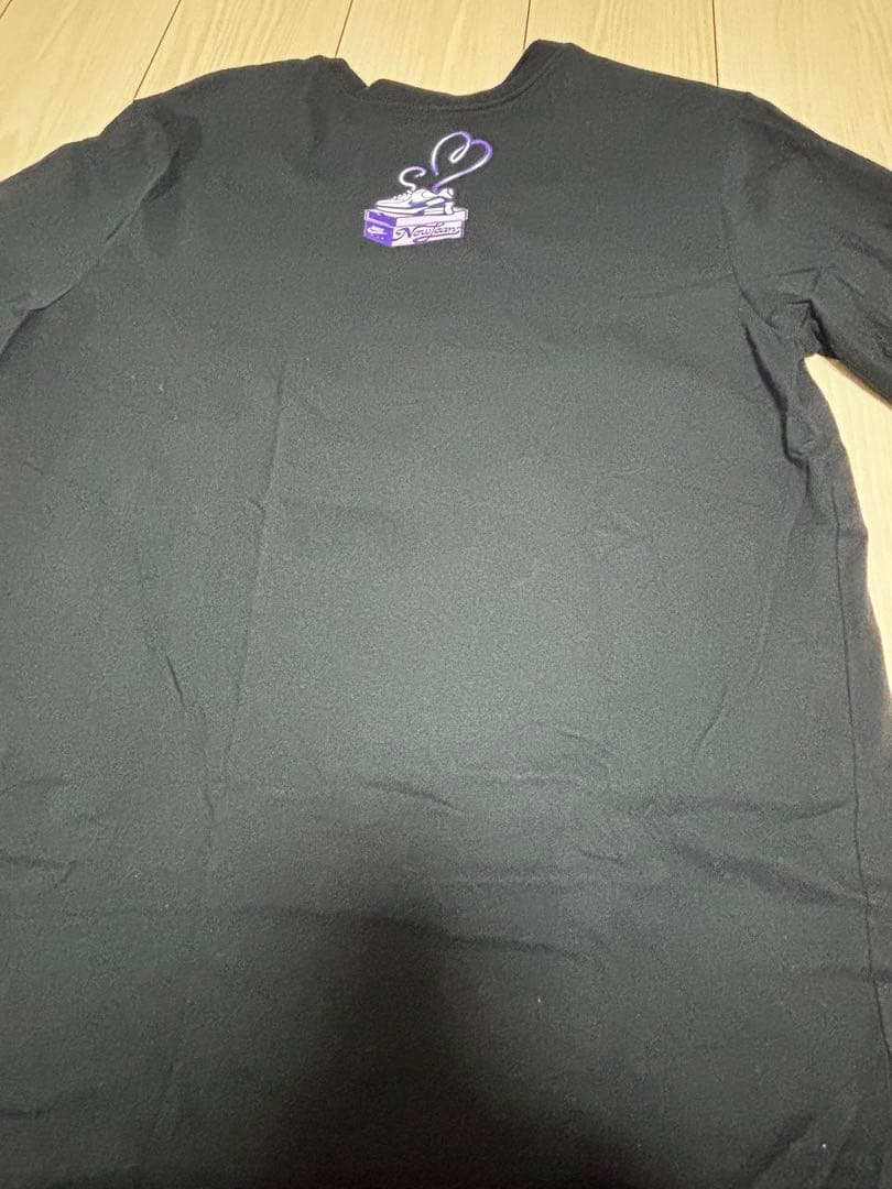 NIKE New Jeansコラボ Tシャツ ビッグプリント バニーズ XL