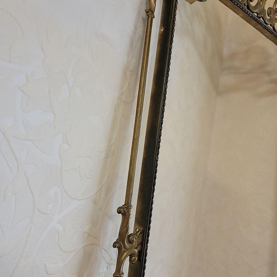 真鍮のアンティークフレーム　大型　イタリア製　フレームのみ　什器　ヴィンテージ