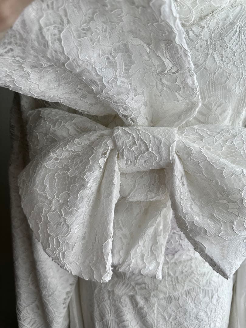 ホワイト レース振袖 パール付き帯