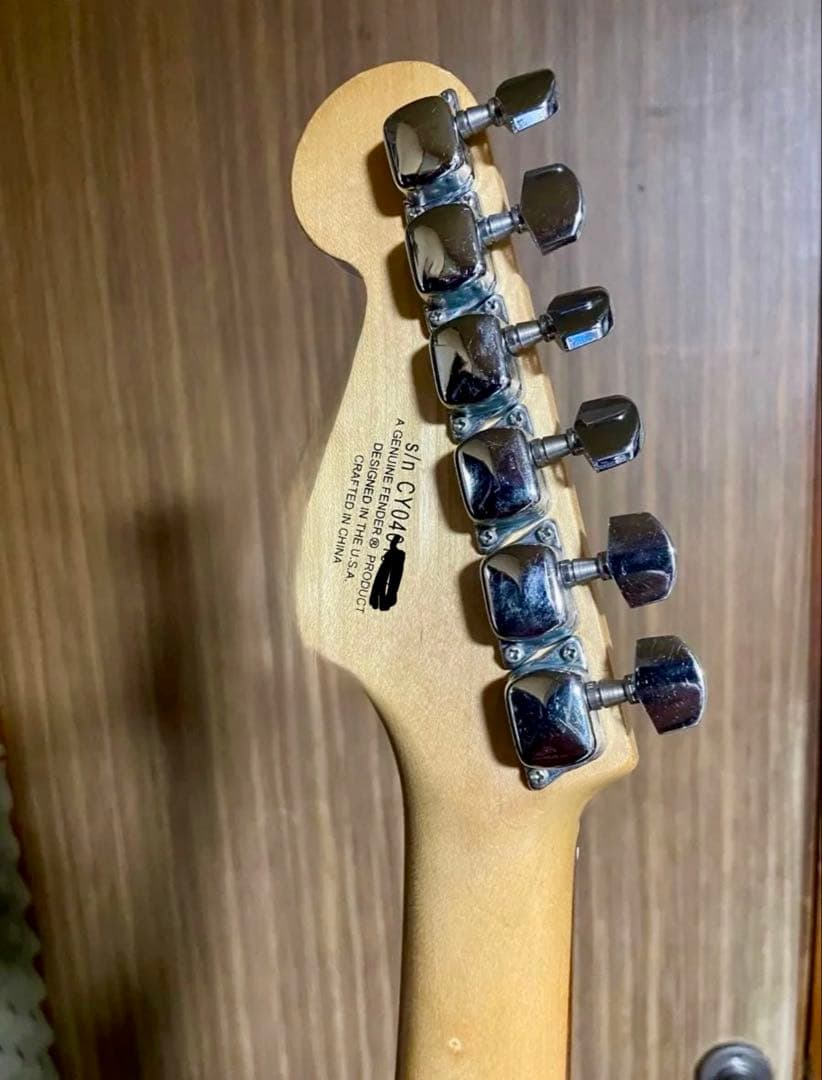 Squier ストラトキャスター by fender 難あり！