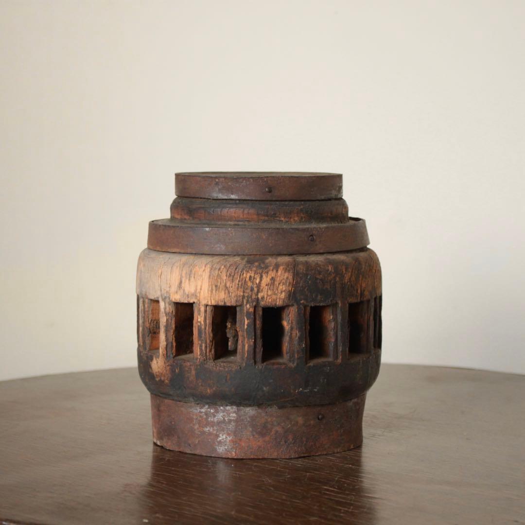 鉄と木でできた 軸 車輪軸 古道具 アンティーク ブロカント オブジェ