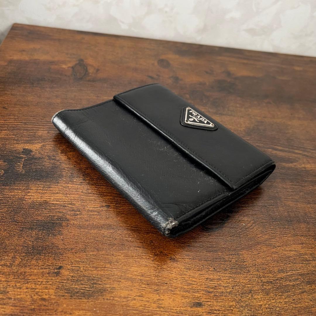 PRADA プラダ サフィアーノ レザー 三角プレート 三つ折り財布 ミニ財布