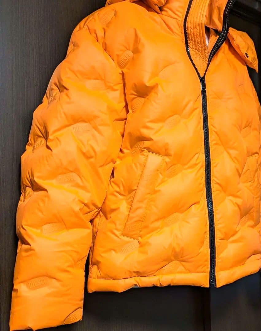 【新品同様】DIESEL オレンジ ダウンジャケット