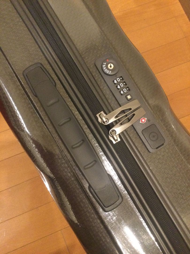 『新品』サムソナイトシーライト スピナー55EXP(機内持ち込みサイズ)ブラック