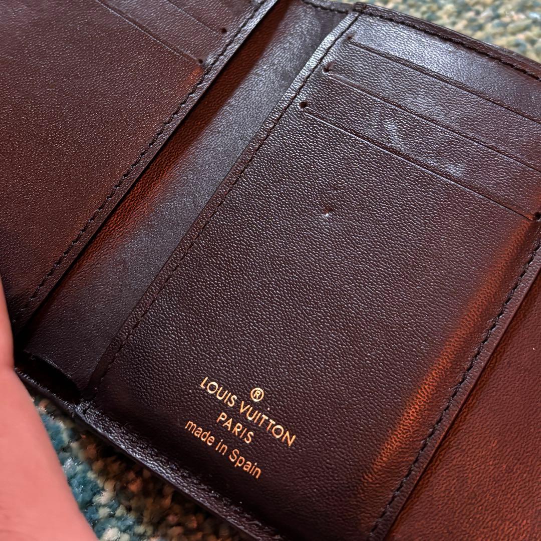 Louis Vuitton ポルトフォイユ・ドーフィーヌ　コンパクト
