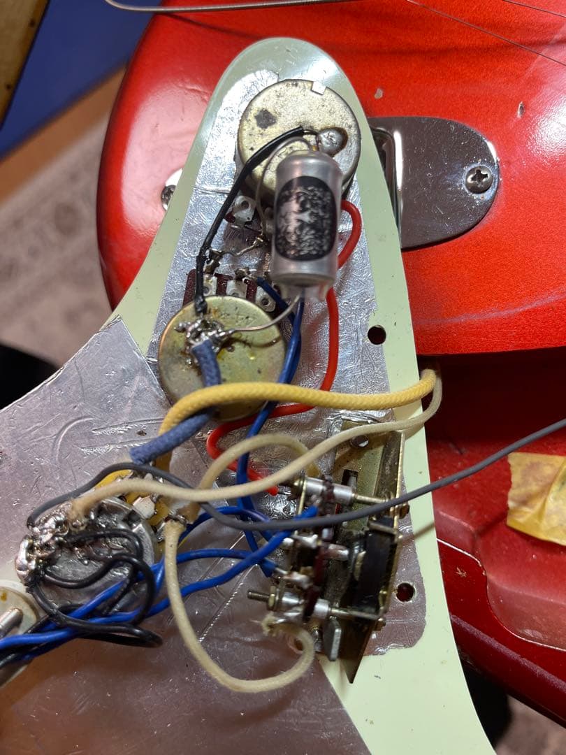 TOKAI Silverstar ストラトモデル　塗装剥がれ有り