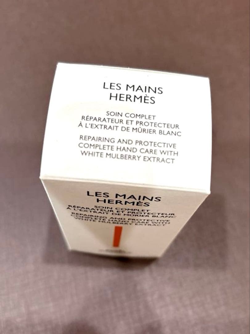 HERMES エルメス リップクリームとハンドクリームセット POLAおまけ付き