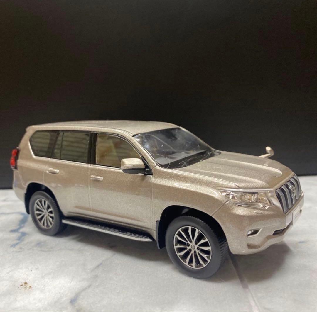 トヨタ ランドクルーザープラド カラーサンプルミニカー 2台セット　非売品