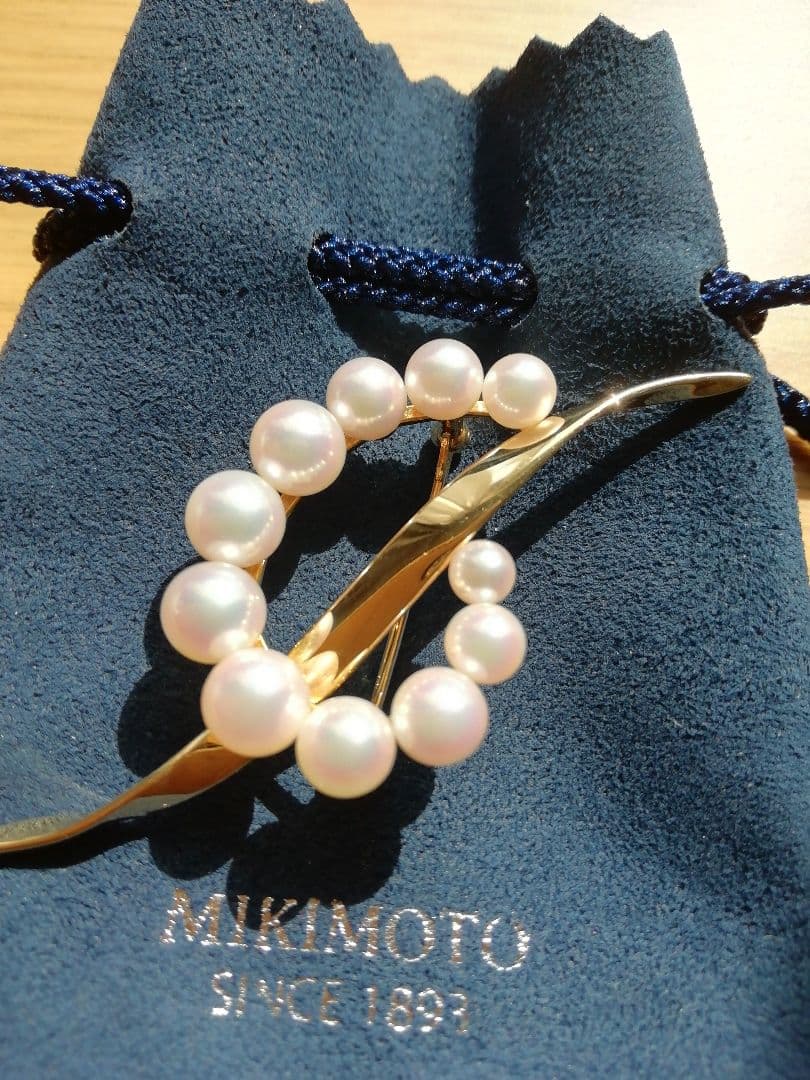 ミキモトブローチk18イエローゴールド愛子様着用✾問い合わせ殺到完売品
