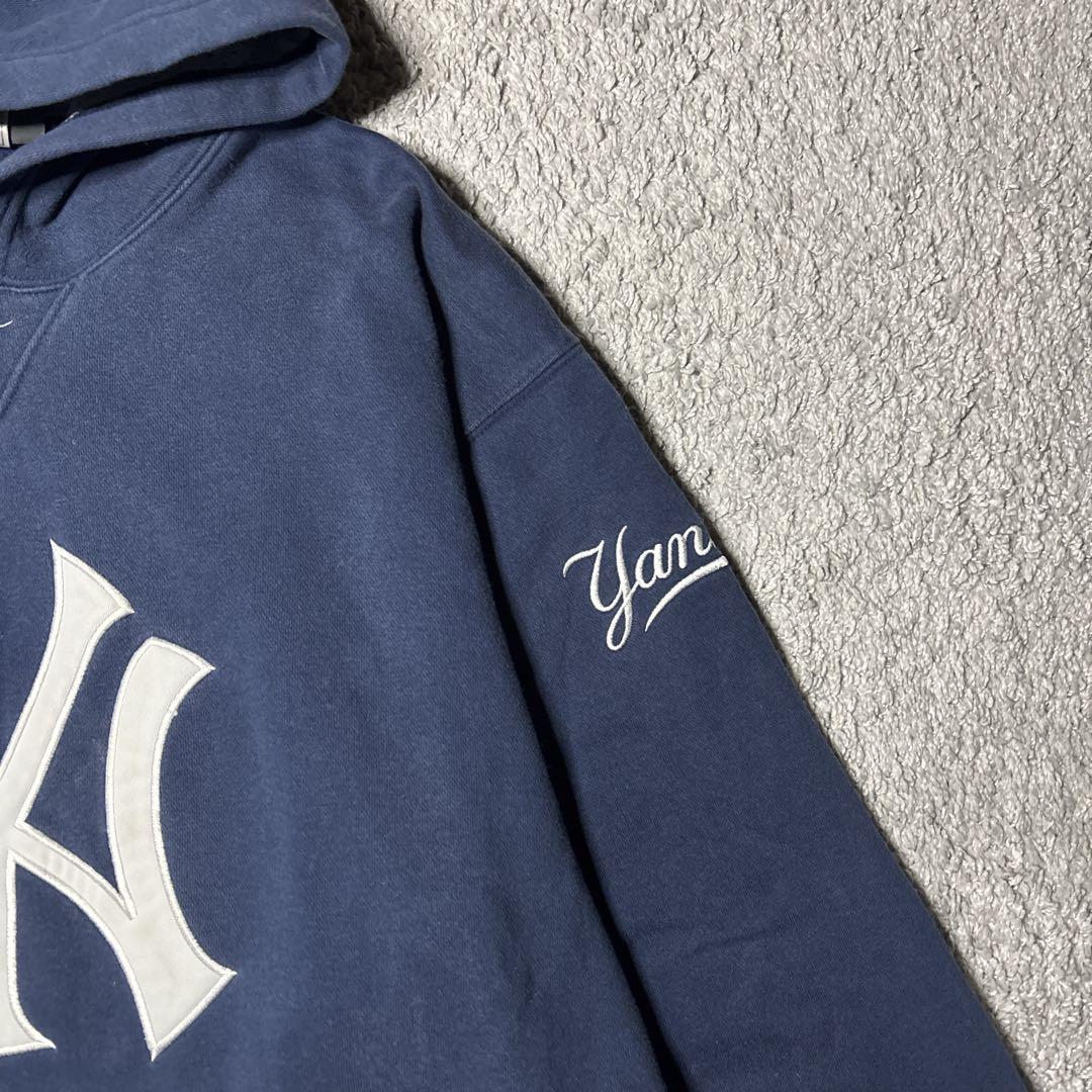 ナイキ　NIKE 刺繍デザイン　パーカー　ヤンキース　ユニセックス　90s 古着