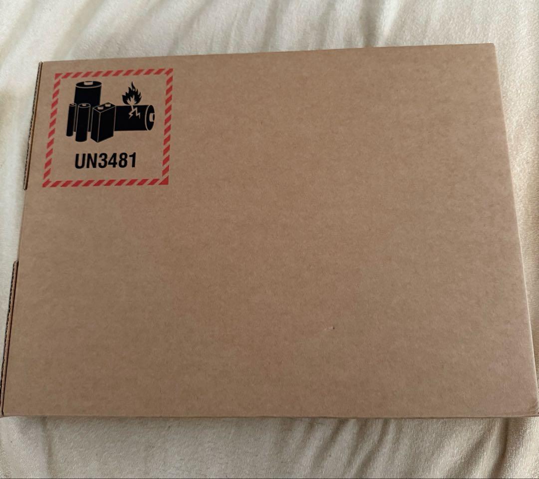 新品未開封　Apple MacBook air 13インチ　M4搭載モデル