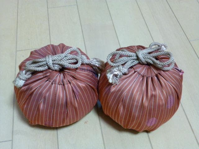 囲碁 セット　碁盤　脚付き　碁石　碁笥　19路盤　木製