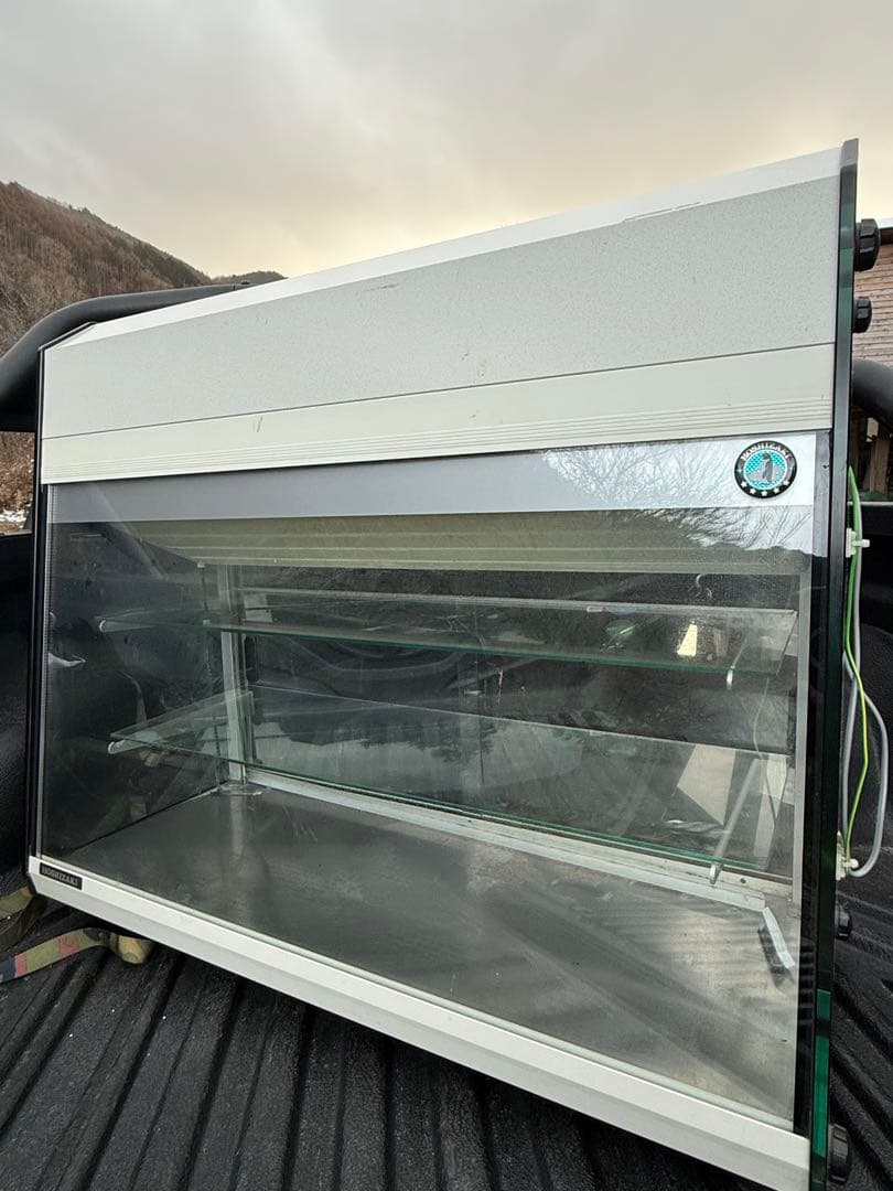 冷蔵ディスプレイケース