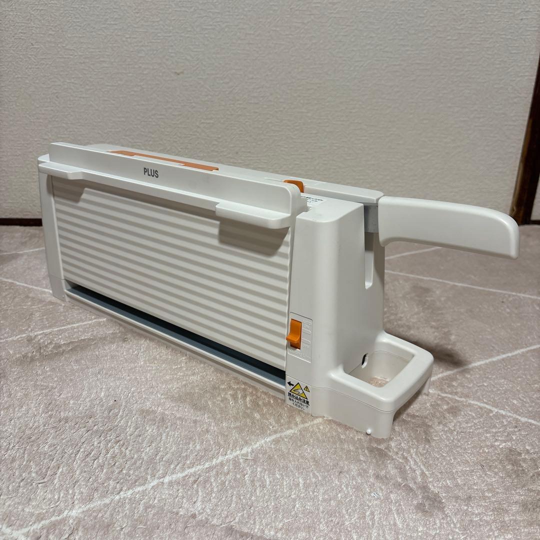 PLUS コンパクト断裁機 PK-113 裁断機