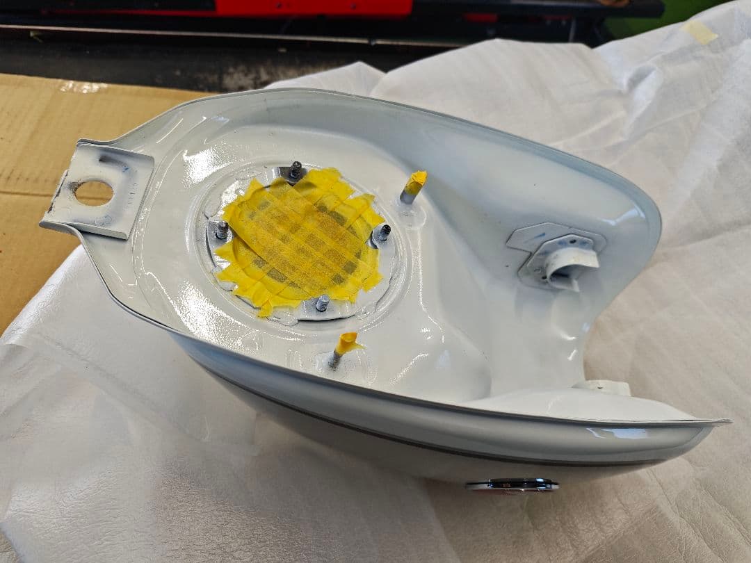 新車外し　モンキー125 フューエルタンク　JB03