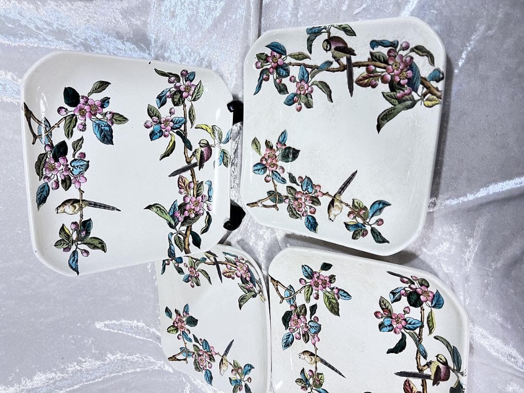 ジョージ・ジョーンズ　角皿　花鳥図 4枚組