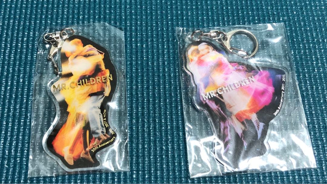 Mr.Children 30周年ベストアルバム　アクリルキーホルダー