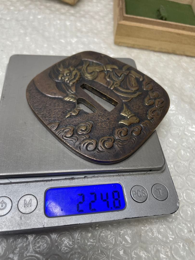 刀の鍔　鐔　つば　風神図　光琳之図　石黒政明(花押)