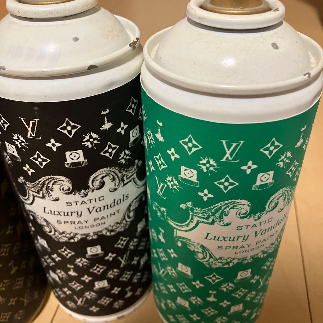 m*p様 static luxury vandals spray can ルイヴ