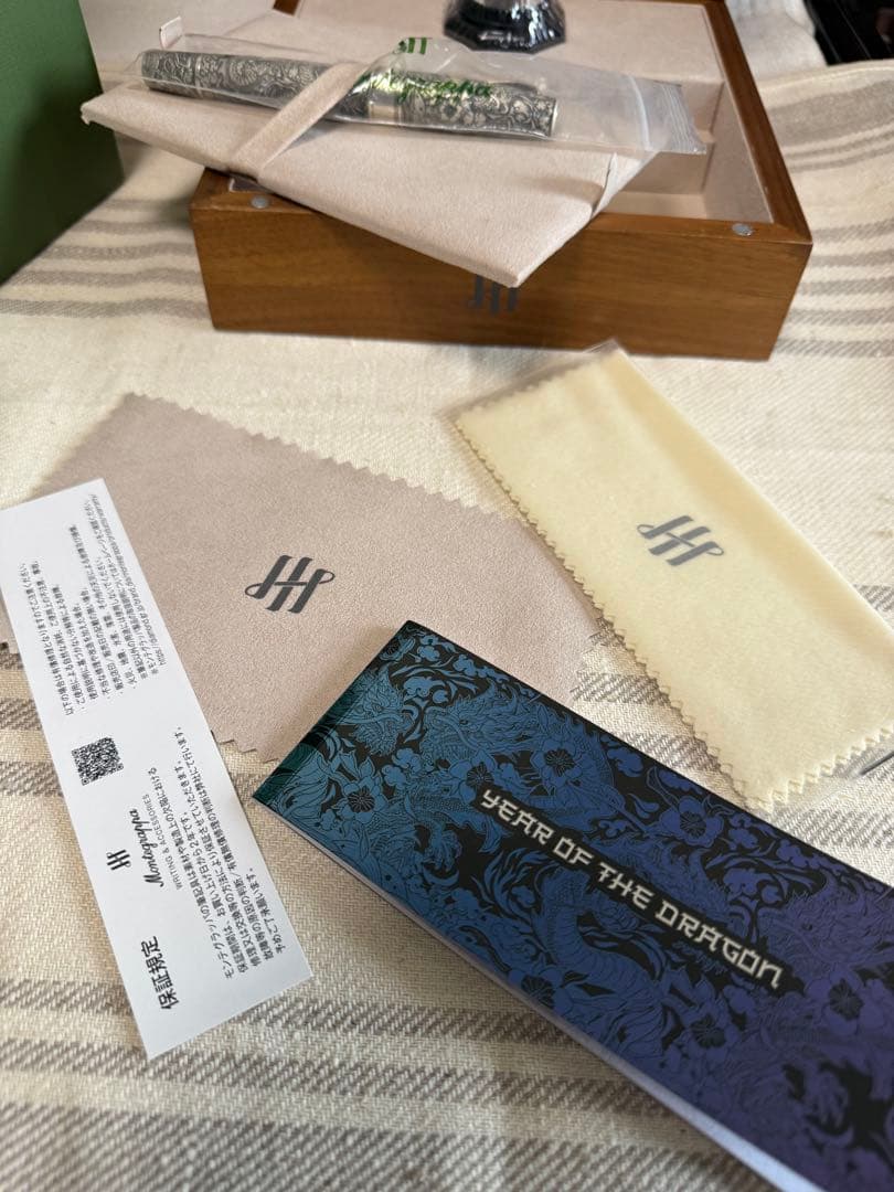 モンテグラッパ　万年筆限定品、龍と桜