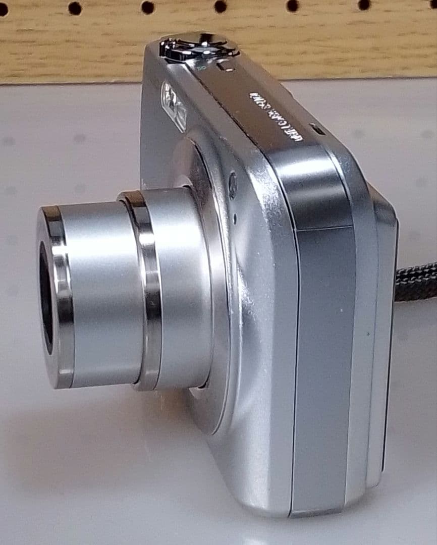 CASIO EXILIM EX-Z1050 10.1MP 中古品