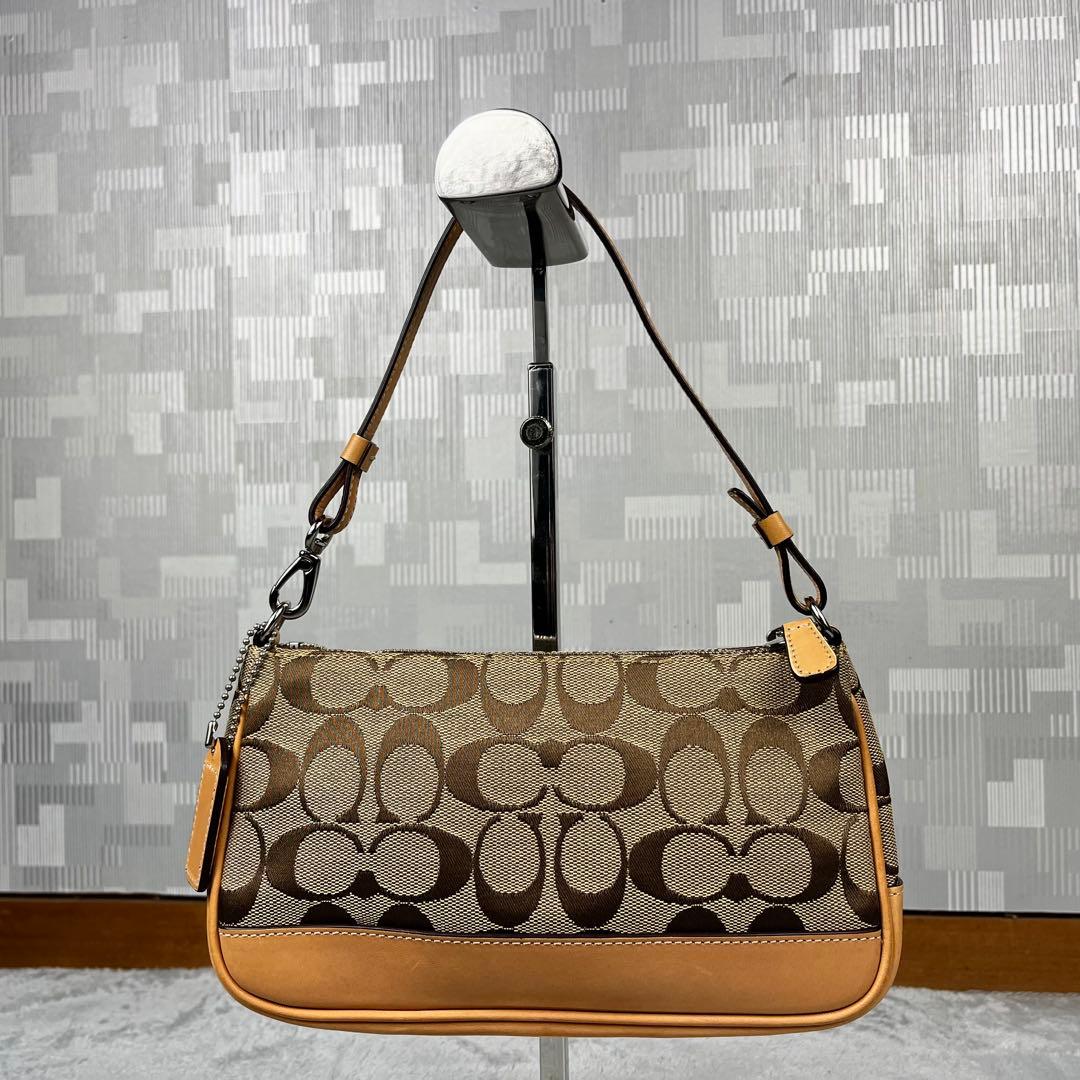 美品 COACH コーチ アクセサリーポーチ シグネチャー ベージュ 6094