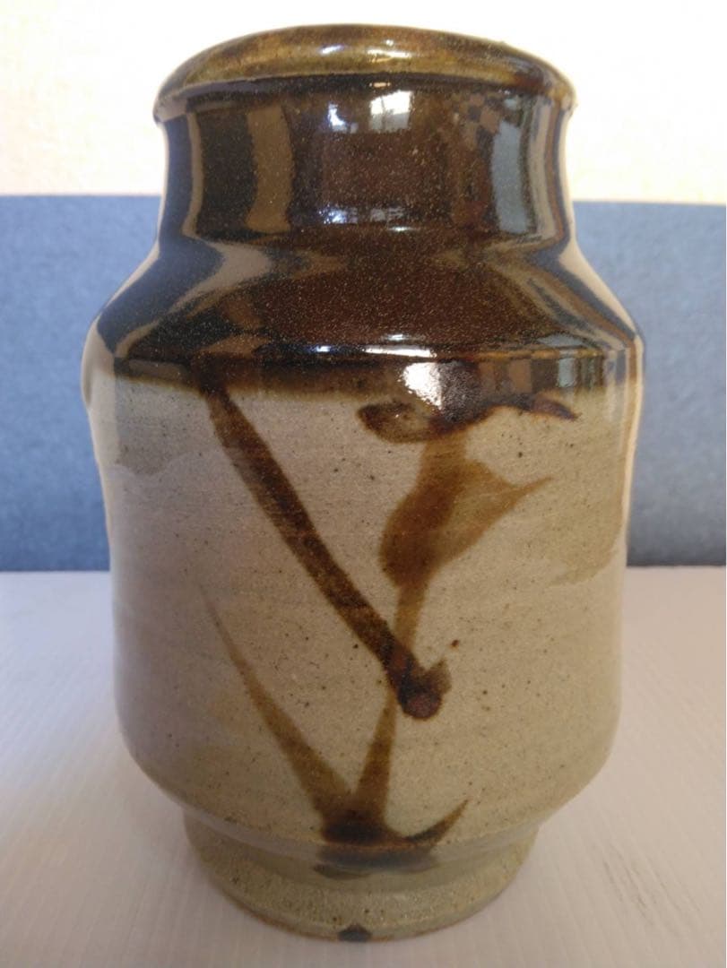 人間国宝「浜田庄司」作　鉄絵花瓶　共箱付　無疵完品　真作保証品